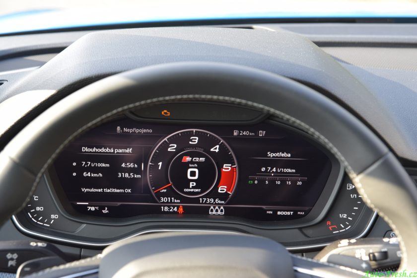 Audi SQ5 digitální přístrojový štít