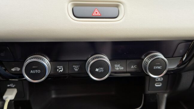 Honda HR-V e:Hev 2025 Klimatizace