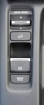 Honda HR-V e:Hev 2025 Ovladače