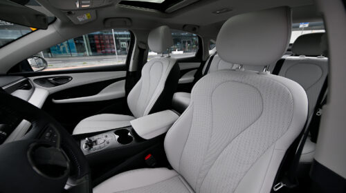 BYD SEAL 5 DM-I Pohled do interiéru