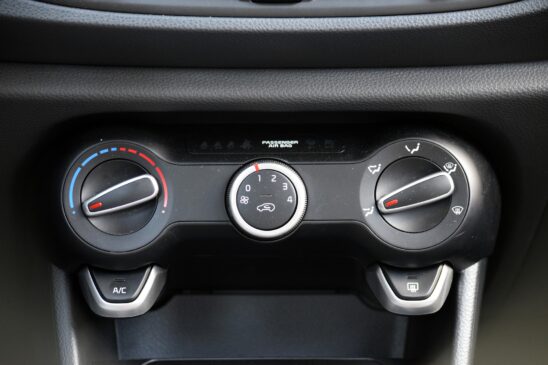 Kia Picanto 2025 Ovladače