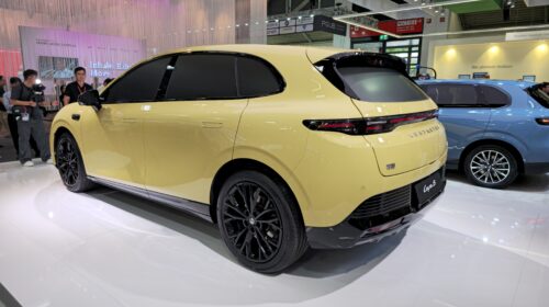 Leapmotor B5