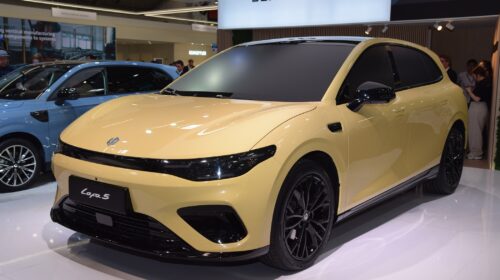 Leapmotor B5