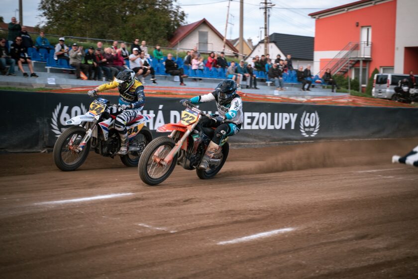 Flat Track