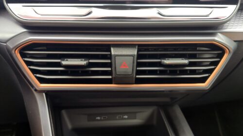 Cupra Leon Sportstourer e-hybrid 2025