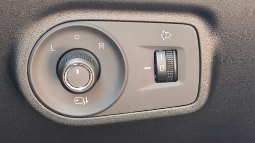 MG ZS Hybrid+ Ovládání nastavení světel a zrcátek