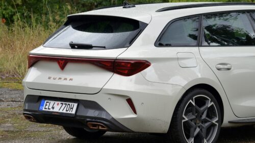 Cupra Leon Sportstourer e-hybrid 2025
