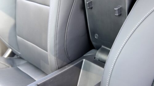 MG ZS Hybrid+ Područka vpředu