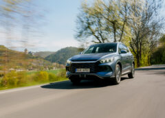BYD SEALION 5 DM-i: plug-in hybrid za cenu spalováku